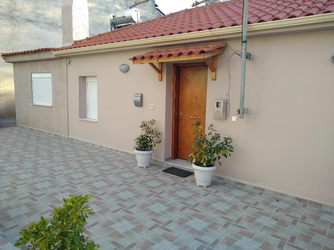Chrysa'S House Apartment เอยิโอ ภายนอก รูปภาพ