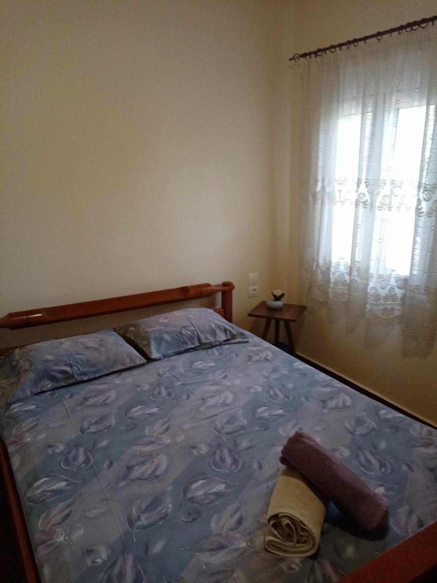 Chrysa'S House Apartment เอยิโอ ภายนอก รูปภาพ