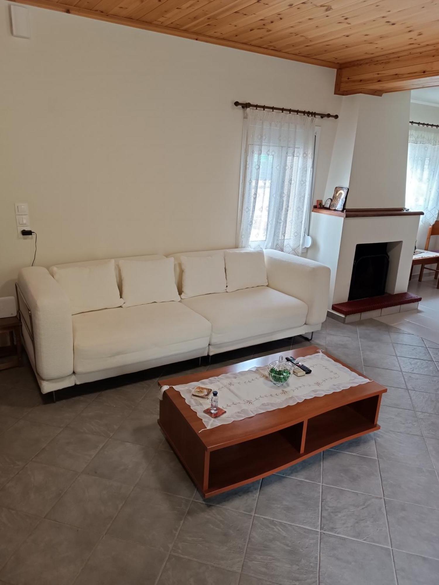 Chrysa'S House Apartment เอยิโอ ภายนอก รูปภาพ